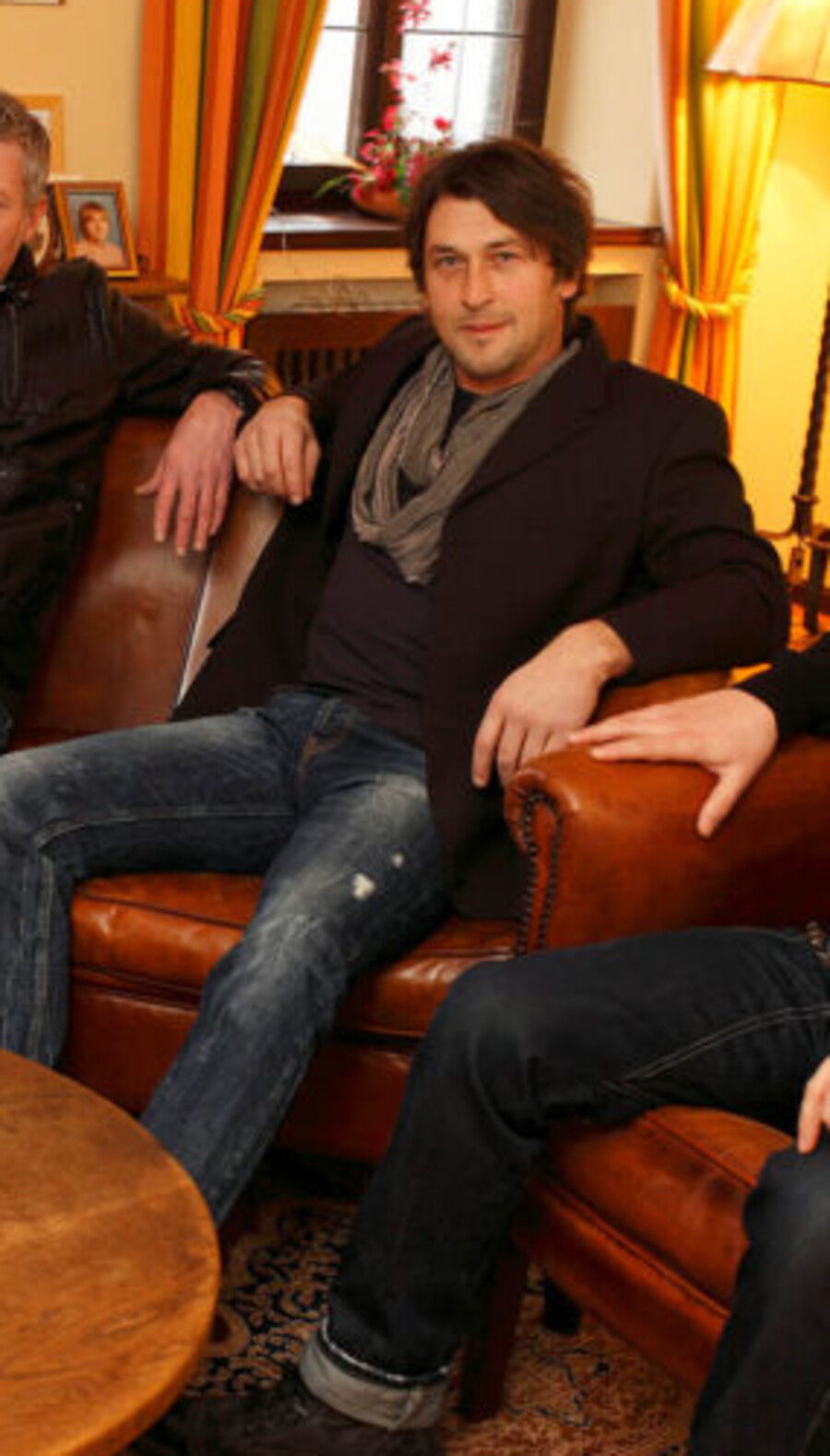 Toni Fiederer · Electric Guitar · Vocals